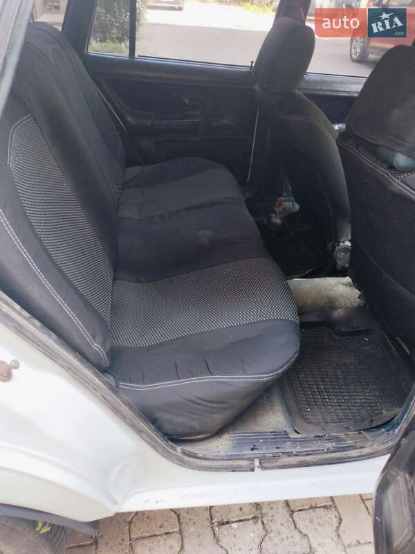 Універсал Volkswagen Passat 1988 в Дніпрі