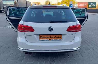 Універсал Volkswagen Passat 2012 в 
