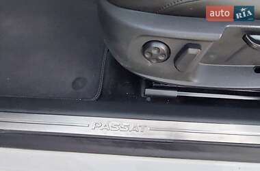 Універсал Volkswagen Passat 2012 в 