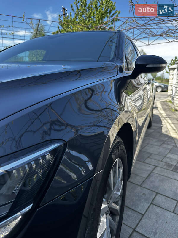 Универсал Volkswagen Passat 2021 в Львове