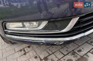 Універсал Volkswagen Passat 2011 в 