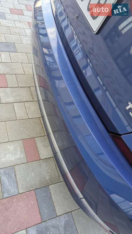 Седан Volkswagen Passat 2016 в Луцке