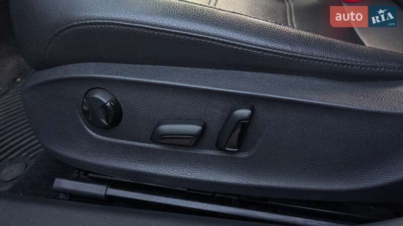 Седан Volkswagen Passat 2016 в Луцке