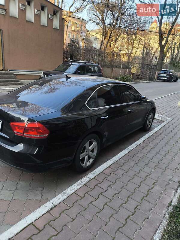 Седан Volkswagen Passat 2015 в Одесі
