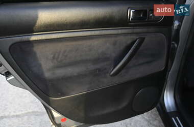 Седан Volkswagen Passat 2003 в 