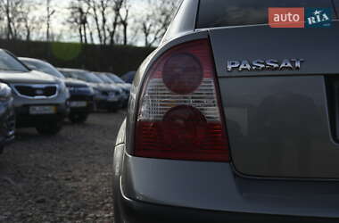 Седан Volkswagen Passat 2003 в 