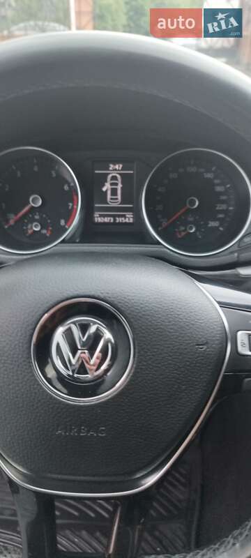 Седан Volkswagen Passat 2018 в Ивано-Франковске