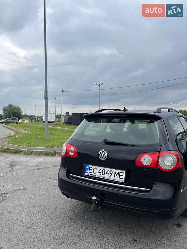 Універсал Volkswagen Passat 2010 в Львові