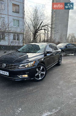 Седан Volkswagen Passat 2016 в Харкові