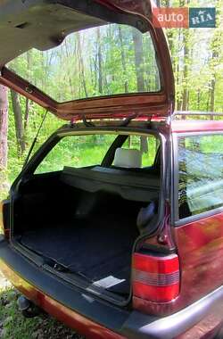 Універсал Volkswagen Passat 1996 в 