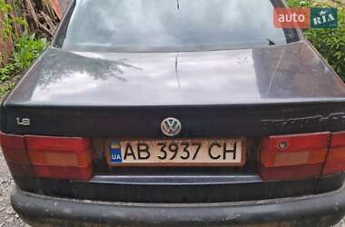 Седан Volkswagen Passat 1994 в 