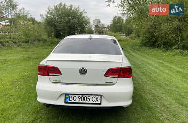Седан Volkswagen Passat 2011 в 