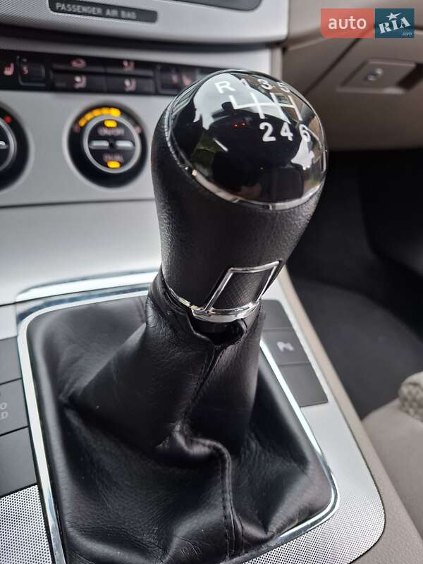 Универсал Volkswagen Passat 2007 в Черновцах