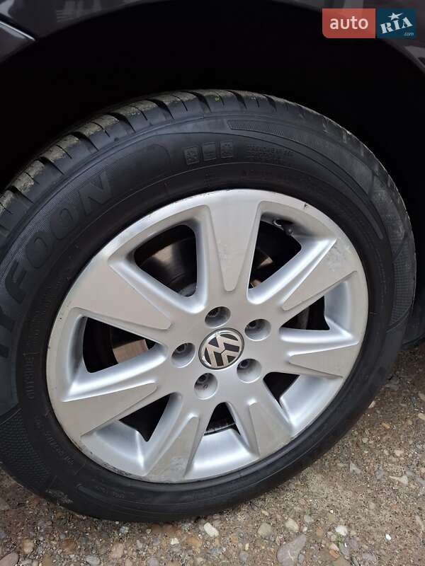 Универсал Volkswagen Passat 2007 в Черновцах