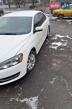 Седан Volkswagen Passat 2013 в 