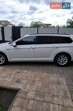 Универсал Volkswagen Passat 2018 в 