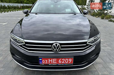 Універсал Volkswagen Passat 2021 в 