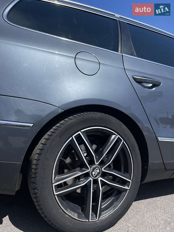 Универсал Volkswagen Passat 2010 в Кременчуге