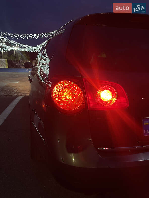 Универсал Volkswagen Passat 2010 в Кременчуге