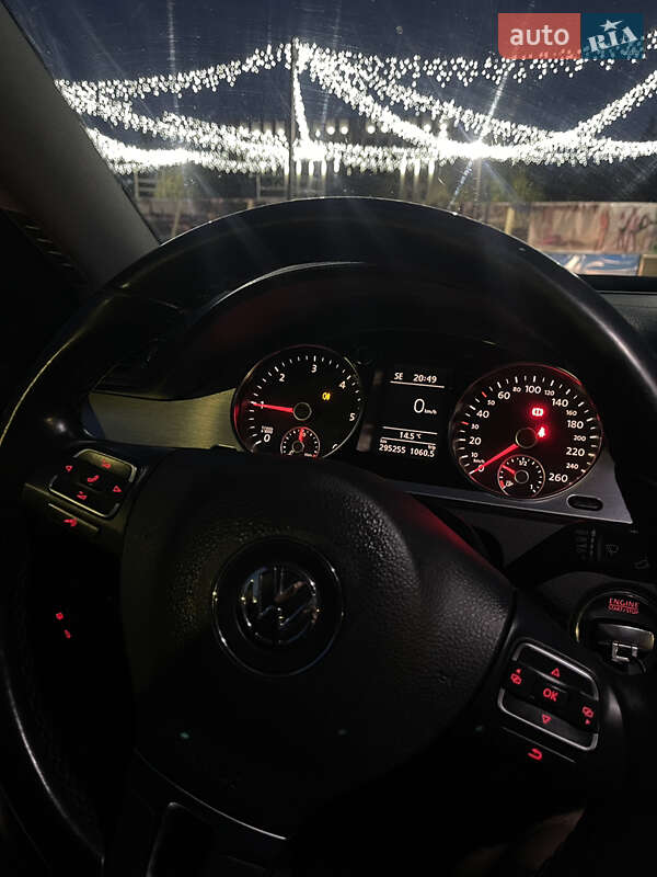 Универсал Volkswagen Passat 2010 в Кременчуге