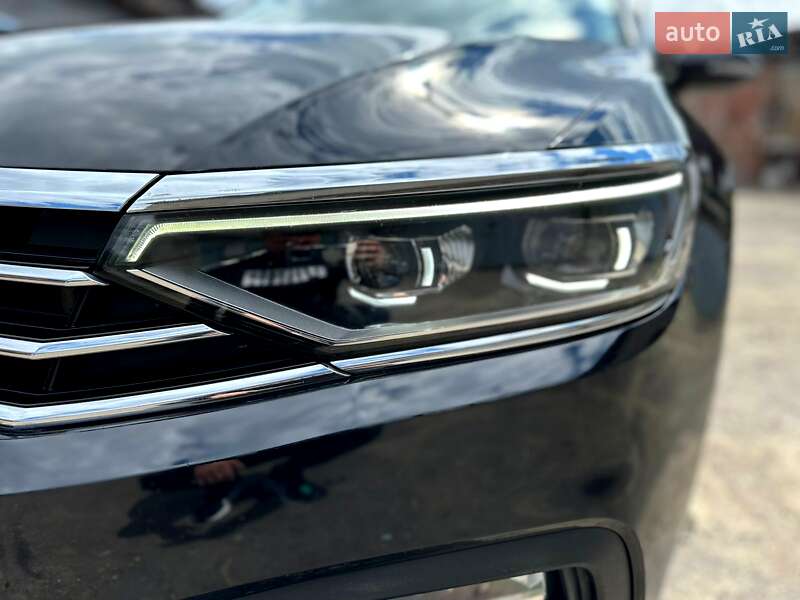 Універсал Volkswagen Passat 2021 в Дніпрі