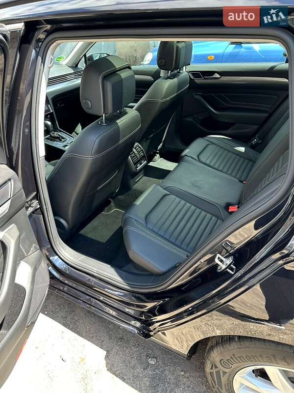 Універсал Volkswagen Passat 2021 в Дніпрі