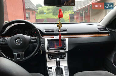 Седан Volkswagen Passat 2011 в 