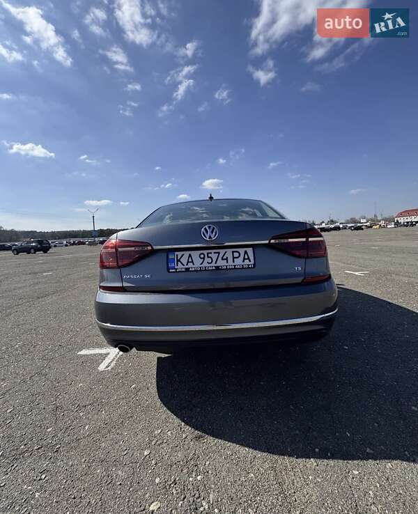 Седан Volkswagen Passat 2016 в Киеве