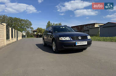 Универсал Volkswagen Passat 1999 в 
