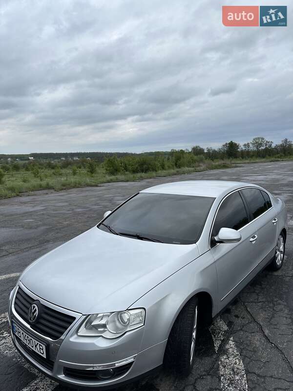 Седан Volkswagen Passat 2010 в Баре