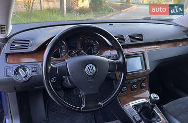 Седан Volkswagen Passat 2006 в 