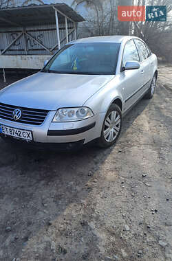 Седан Volkswagen Passat 2003 в Баштанці