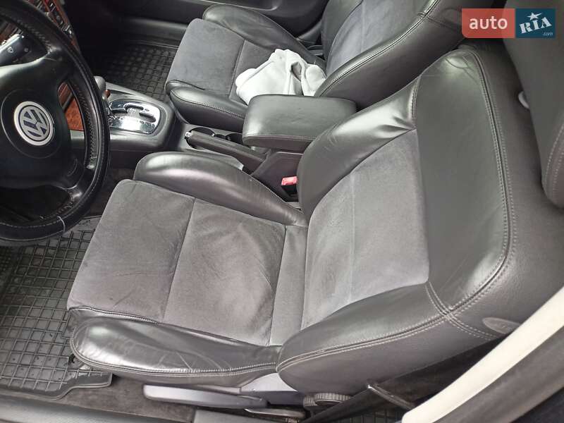 Седан Volkswagen Passat 2004 в Харькове