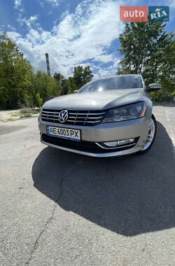 Седан Volkswagen Passat 2013 в Киеве