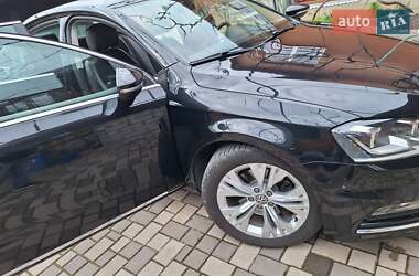 Седан Volkswagen Passat 2013 в 