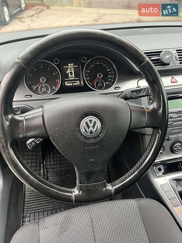 Универсал Volkswagen Passat 2009 в Перегинском