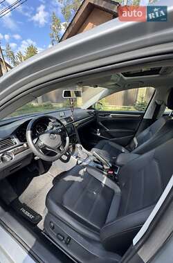 Седан Volkswagen Passat 2017 в 