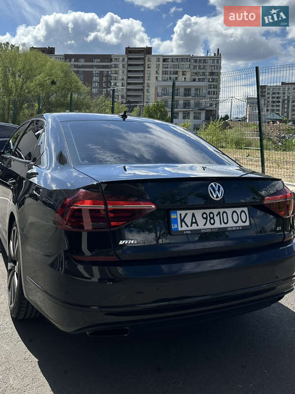 Седан Volkswagen Passat 2018 в Киеве