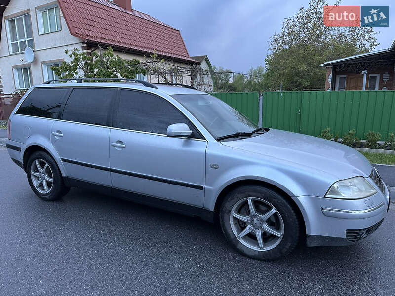 Універсал Volkswagen Passat 2001 в Калинівці