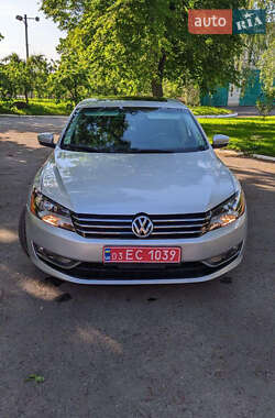 Седан Volkswagen Passat 2013 в Немирове