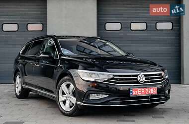 Універсал Volkswagen Passat 2020 в Тернополі