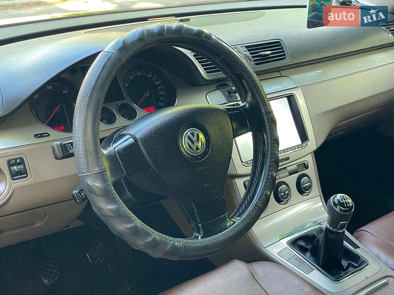 Универсал Volkswagen Passat 2007 в Киеве