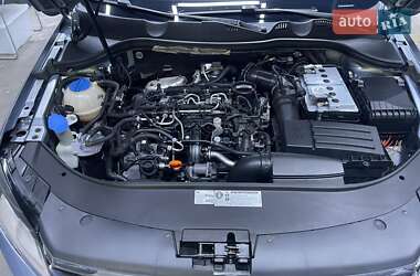 Седан Volkswagen Passat 2011 в 