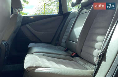 Универсал Volkswagen Passat 2005 в 