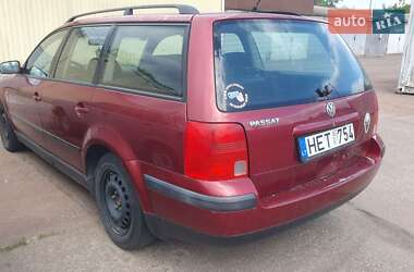 Універсал Volkswagen Passat 1998 в Києві
