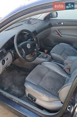 Универсал Volkswagen Passat 1998 в 