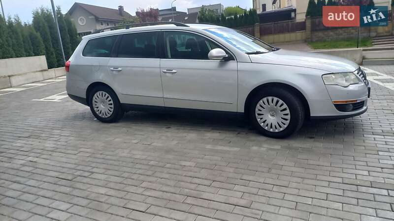 Універсал Volkswagen Passat 2007 в Рівному