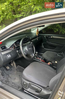 Седан Volkswagen Passat 2010 в 