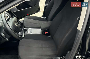 Седан Volkswagen Passat 2006 в 