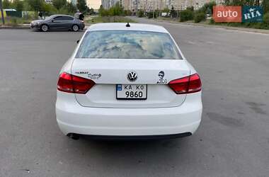 Седан Volkswagen Passat 2011 в 